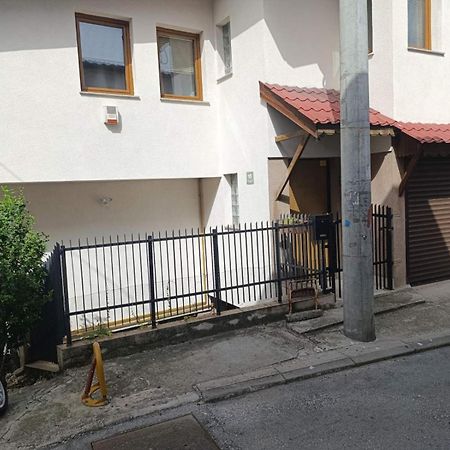 Apartman Yellow House SJJ Esterno foto