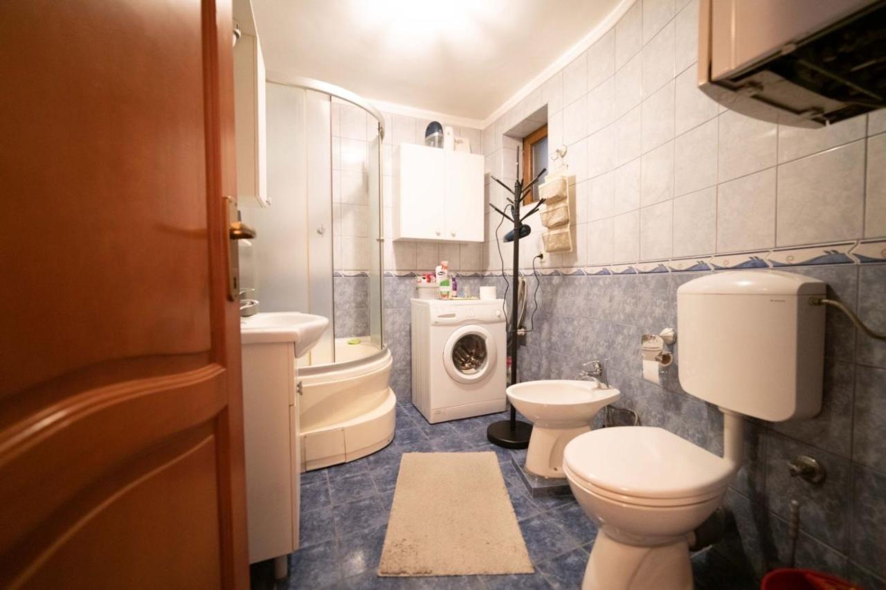 Apartman Yellow House SJJ Esterno foto