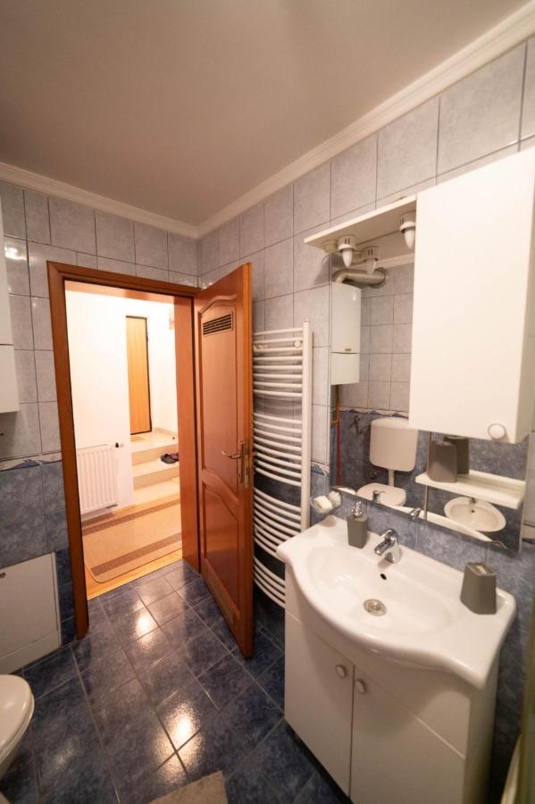 Apartman Yellow House SJJ Esterno foto